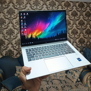 HP Elitebook 13th Core i5 Ddr4