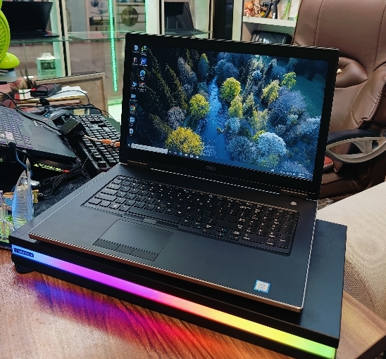 Dell Precision 7720