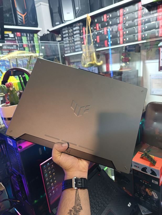 ASUS TUF GAMING 4060 i7 13th